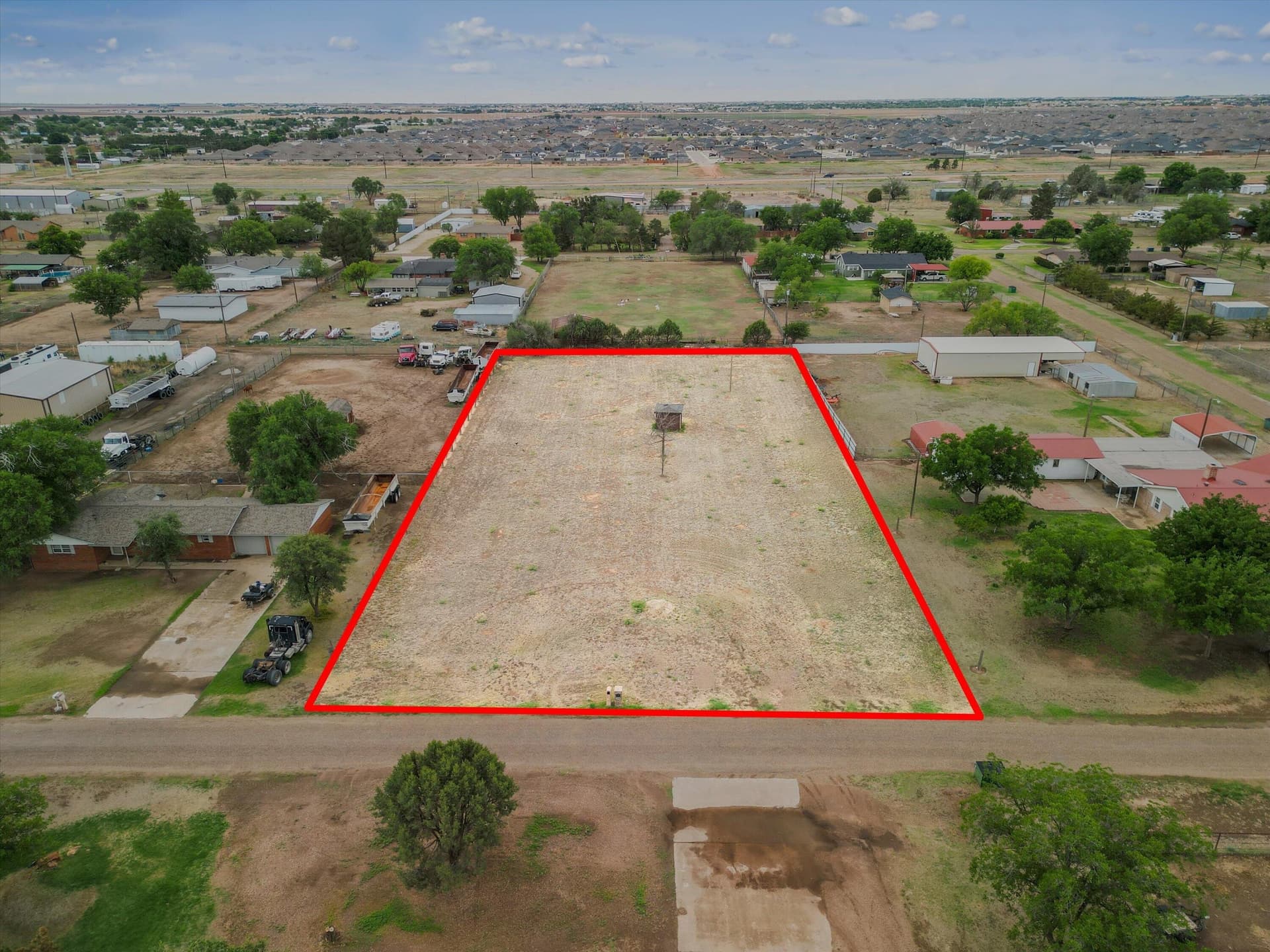 1.05 acres in Lubbock County