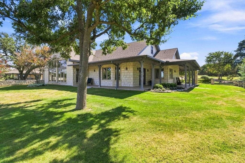 23.62 acres in Gillespie County - photo 87