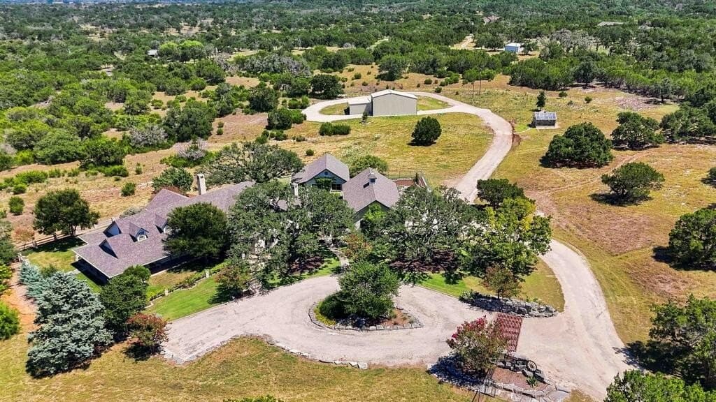 23.62 acres in Gillespie County