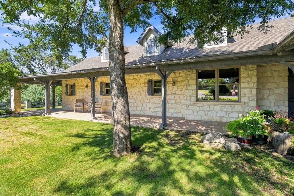 23.62 acres in Gillespie County - photo 69