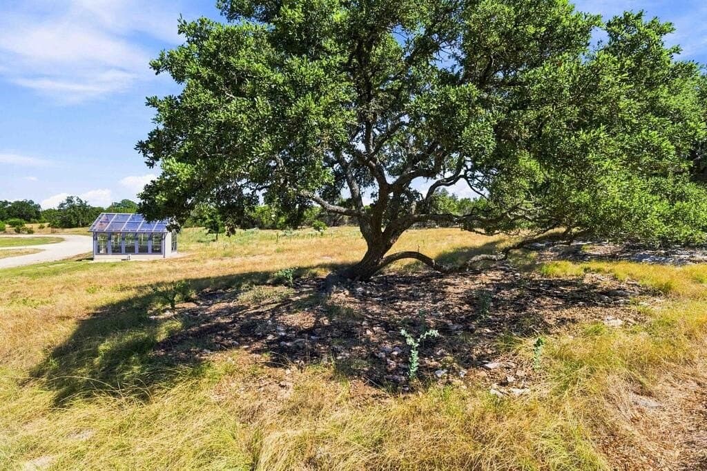 23.62 acres in Gillespie County - photo 94