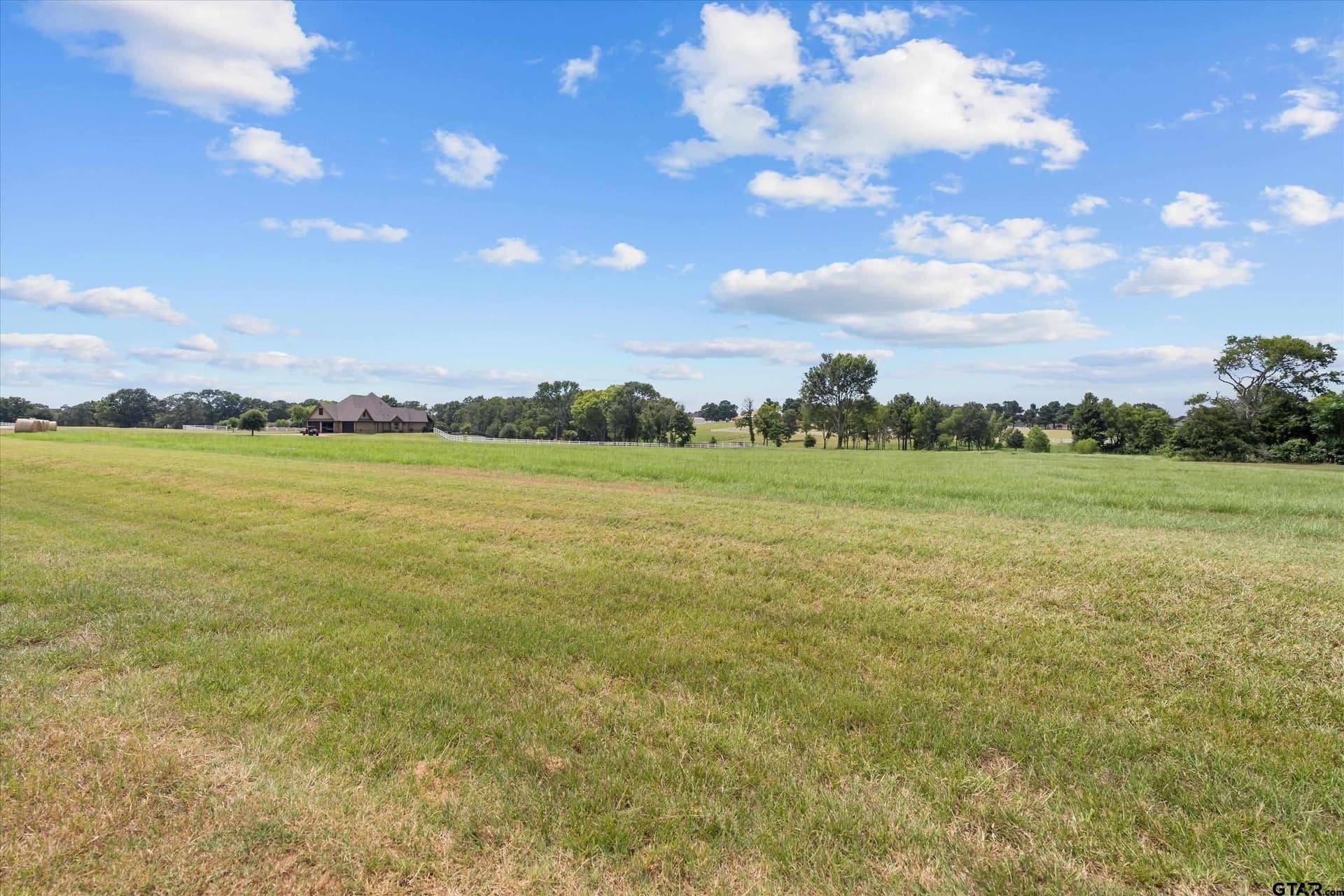 5 acres in Smith County gallery image 2