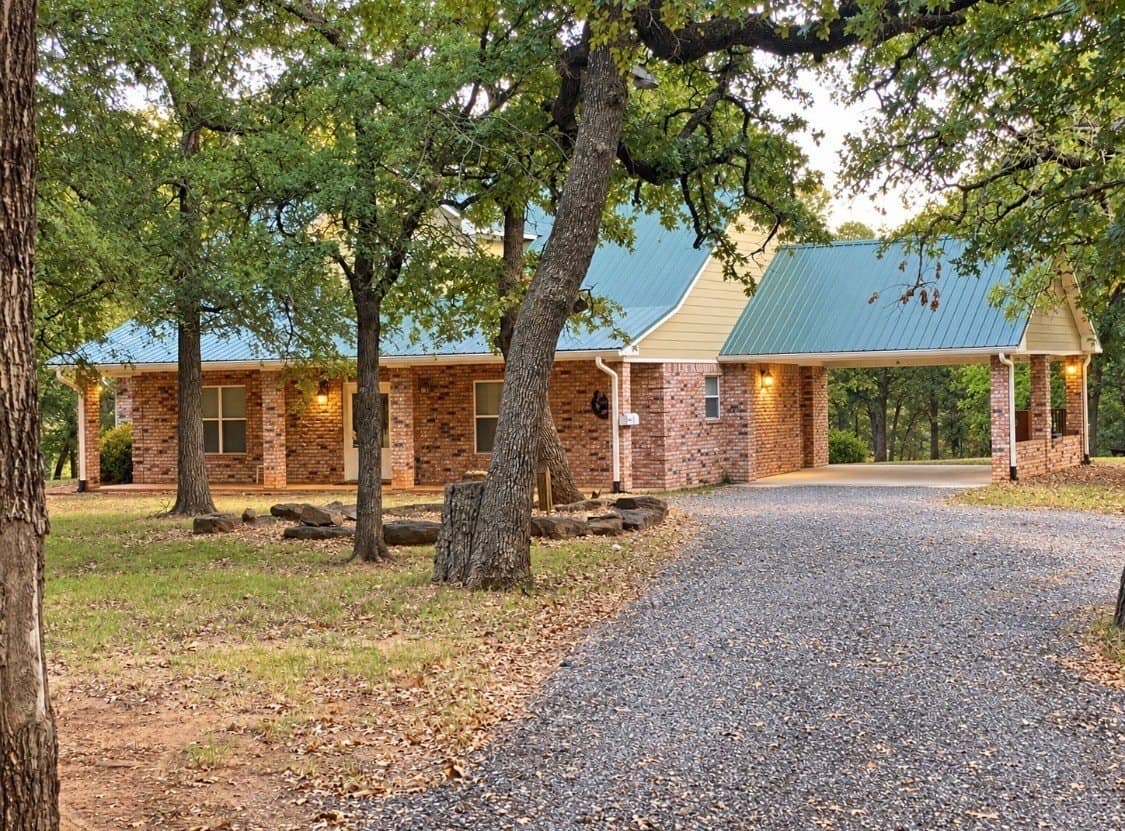 11 acres in Cooke County