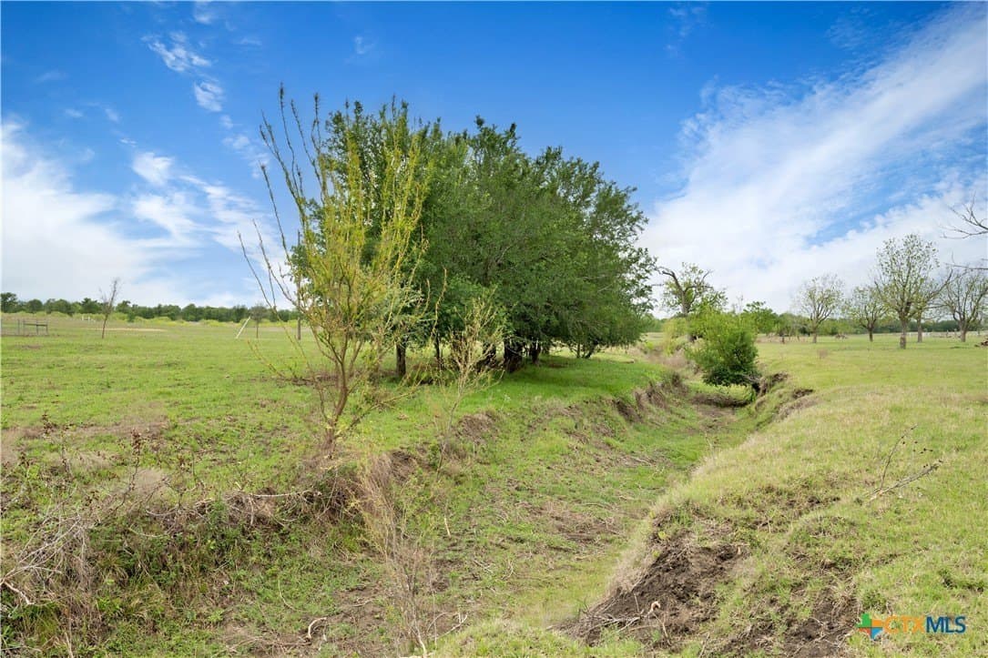 18.57 acres in Williamson County - photo 33