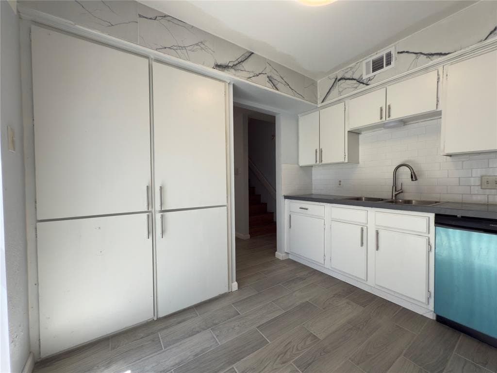 10.2 acres in Dallas County gallery image 4