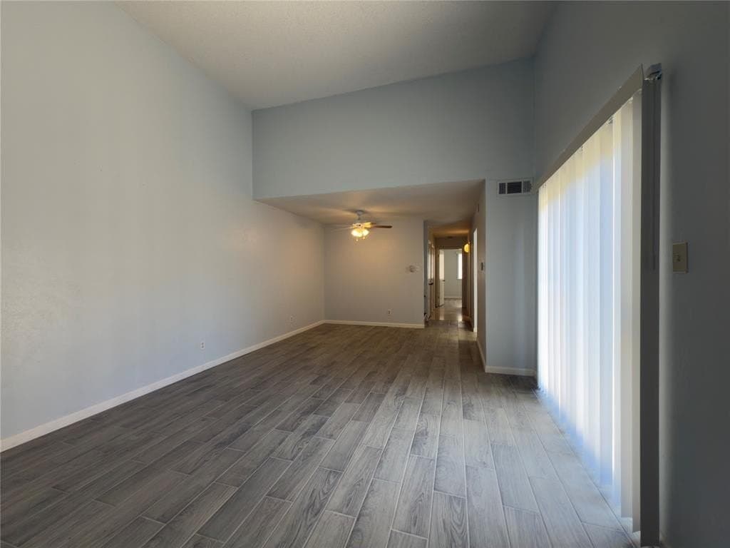 10.2 acres in Dallas County