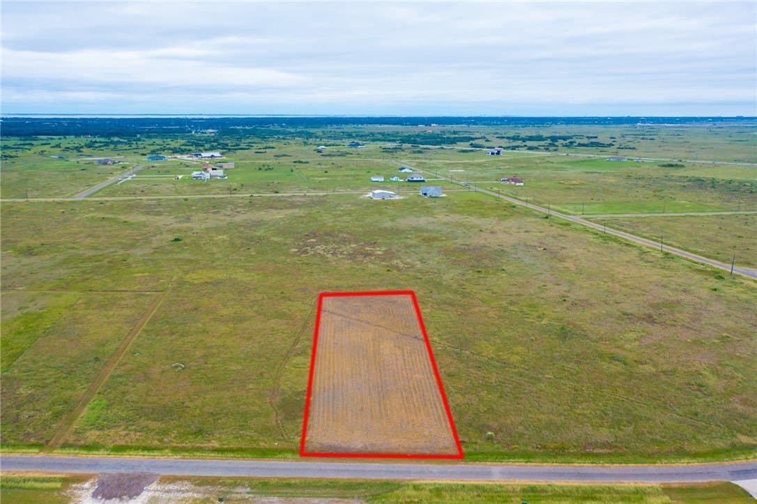 1 acres in Aransas County gallery image 3
