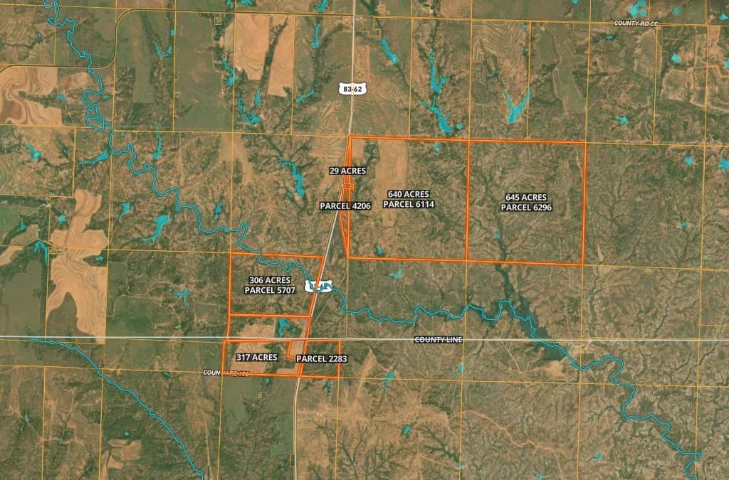 1,923.2 acres in Childress County - photo 2