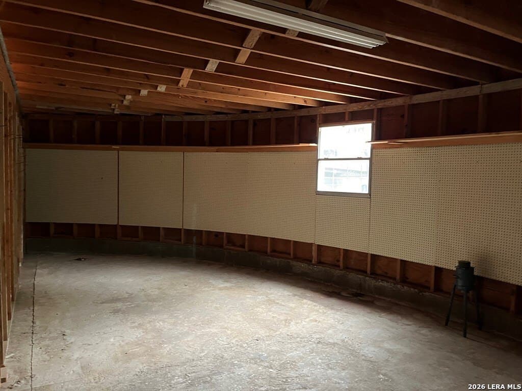 10.62 acres in Bandera County gallery image 3