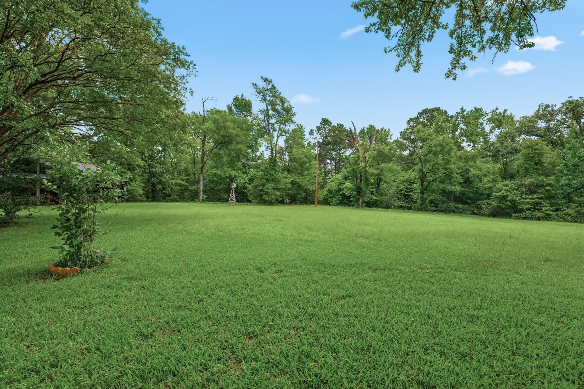 23.05 acres in Smith County - photo 31