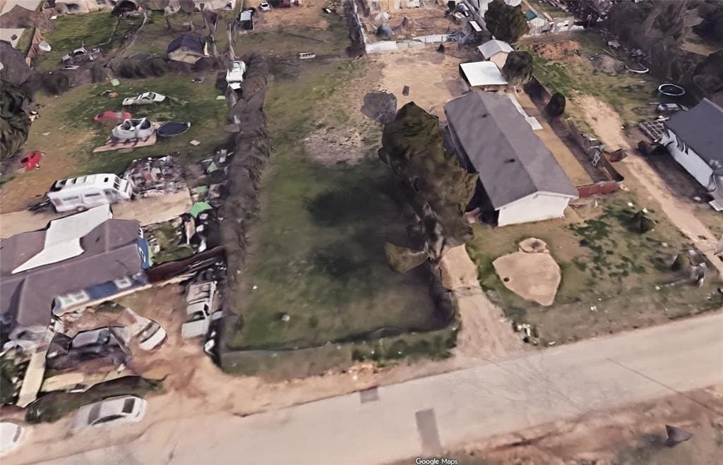 0.35 acres in Dallas County gallery image 2