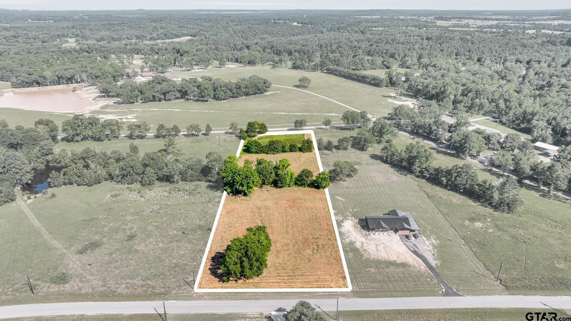 4 acres in Smith County gallery image 4
