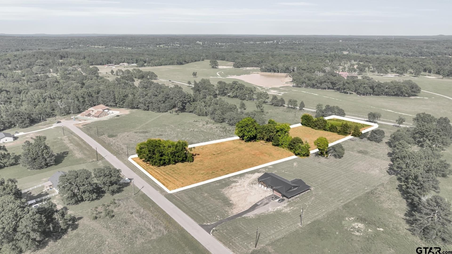 4 acres in Smith County gallery image 2