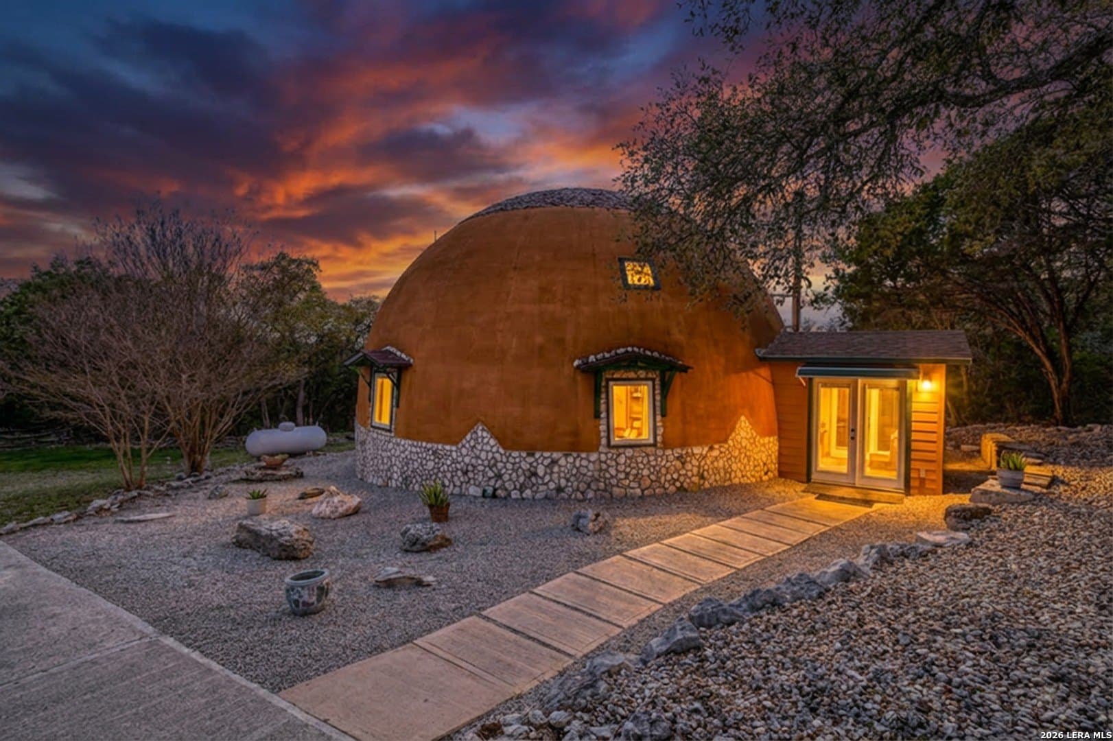 24.25 acres in Medina County