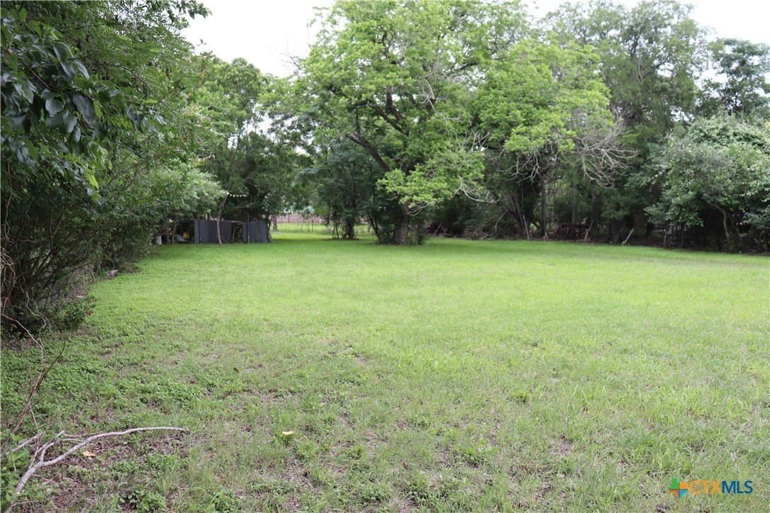 0.35 acres in Caldwell County - photo 8