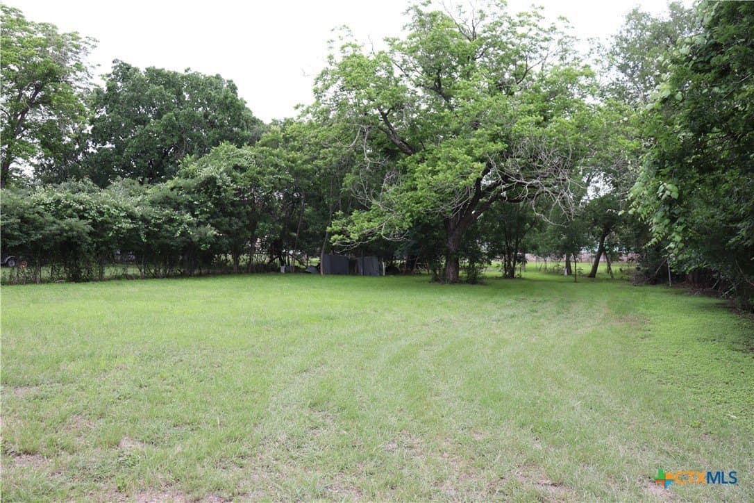 0.35 acres in Caldwell County gallery image 3