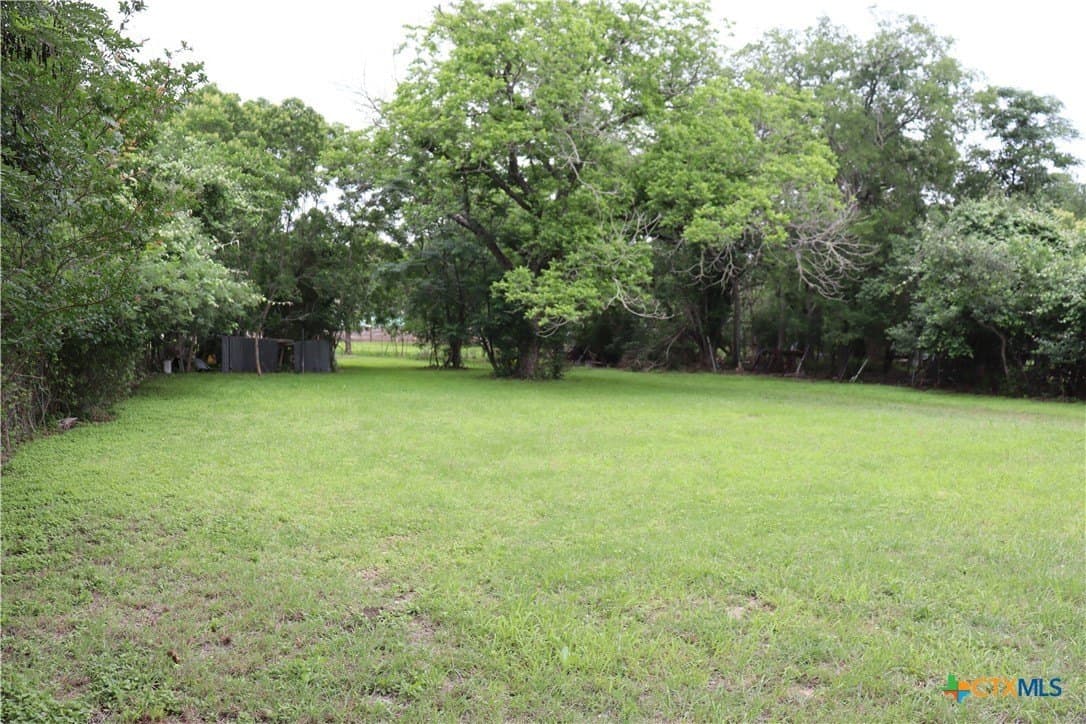 0.35 acres in Caldwell County - photo 7