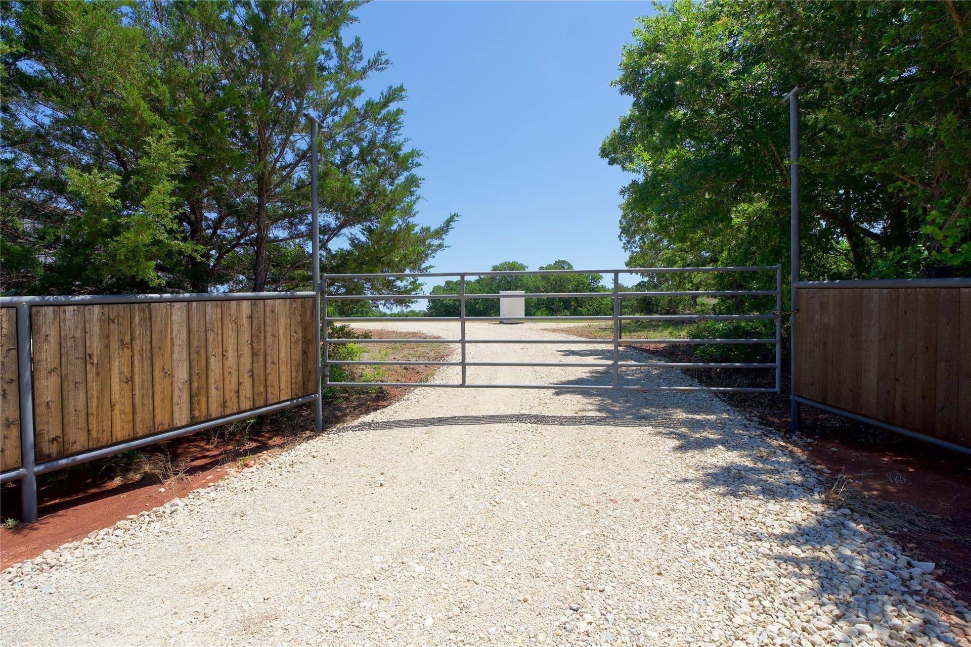 35.64 acres in Cooke County - photo 16
