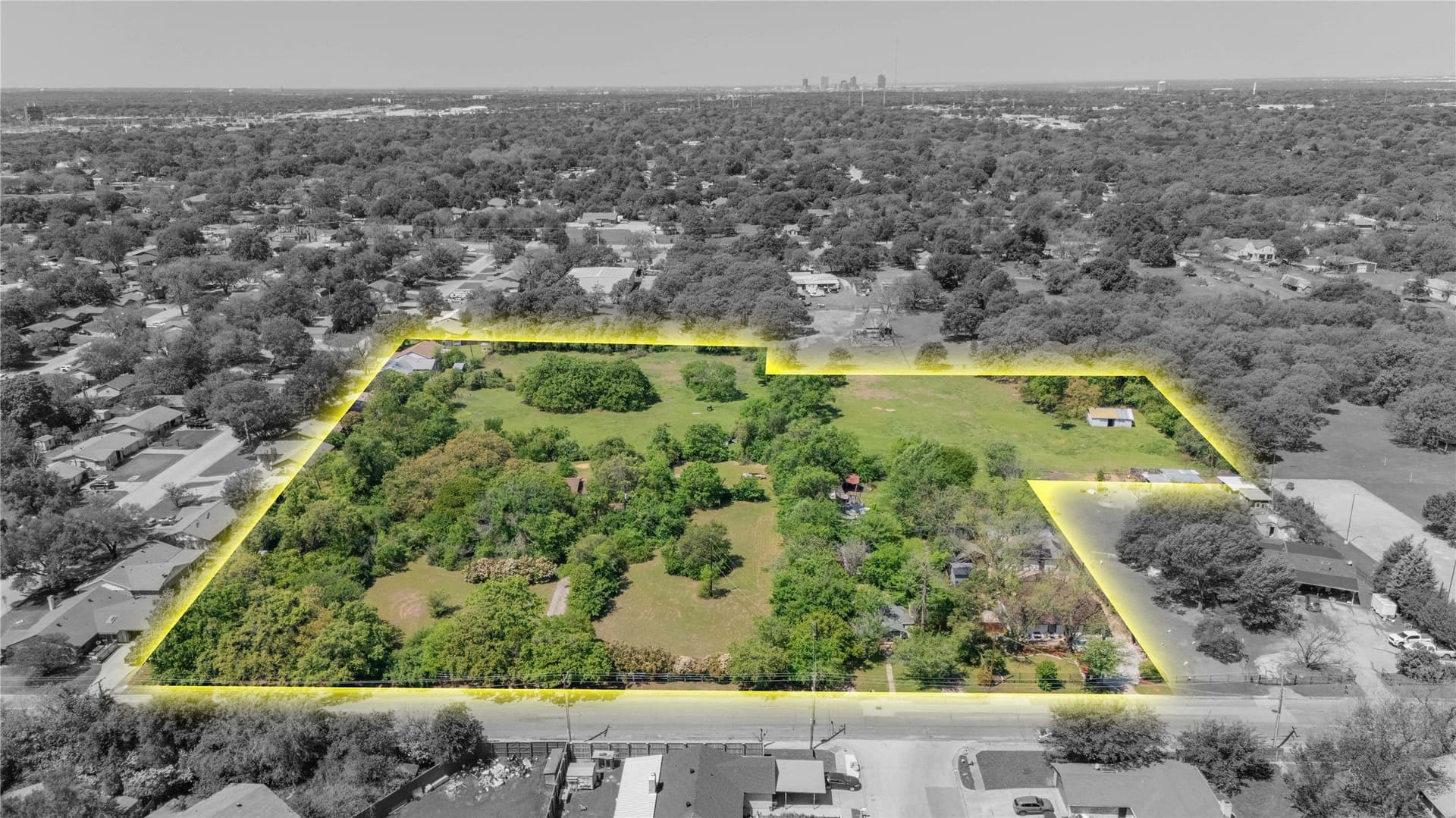 6.18 acres in Tarrant County gallery image 4