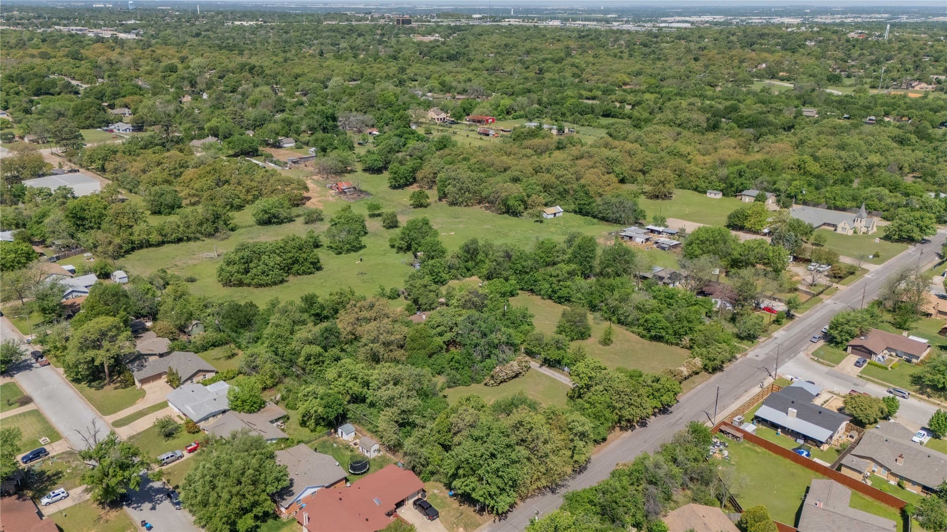 6.18 acres in Tarrant County gallery image 3
