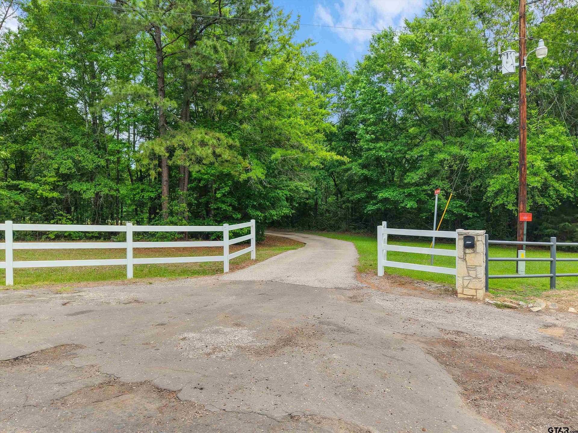 19.05 acres in Upshur County - photo 12