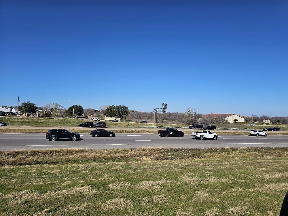 5.9 acres in Tarrant County gallery image 4