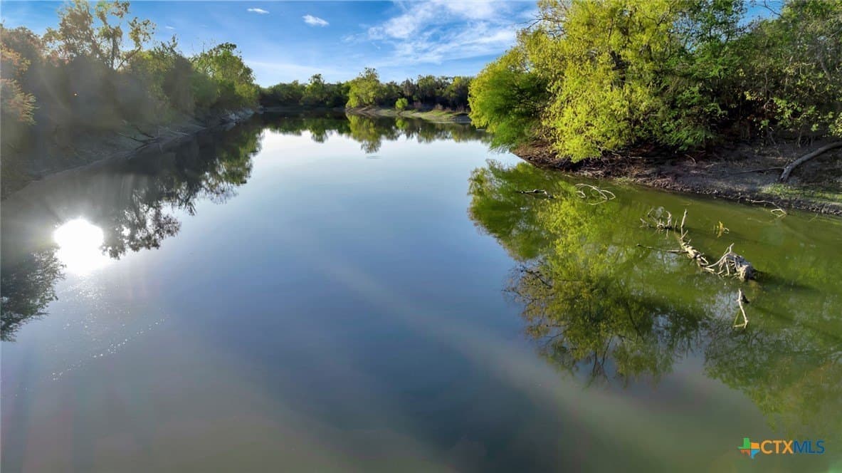 157.17 acres in Victoria County - photo 8