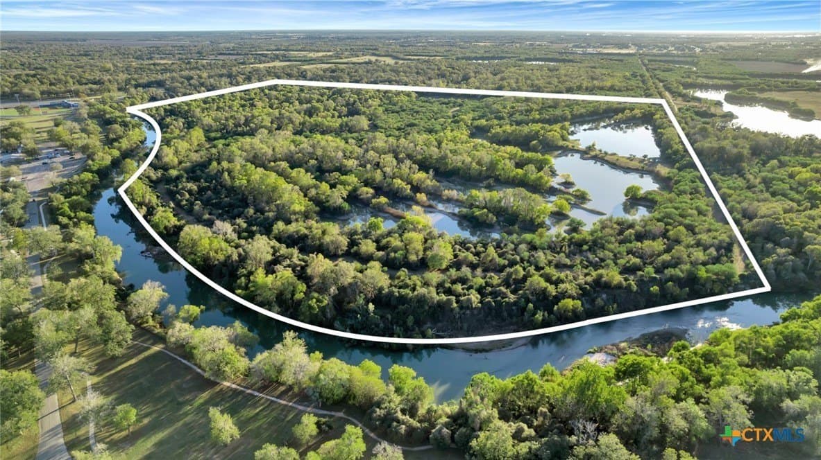 157.17 acres in Victoria County - photo 45