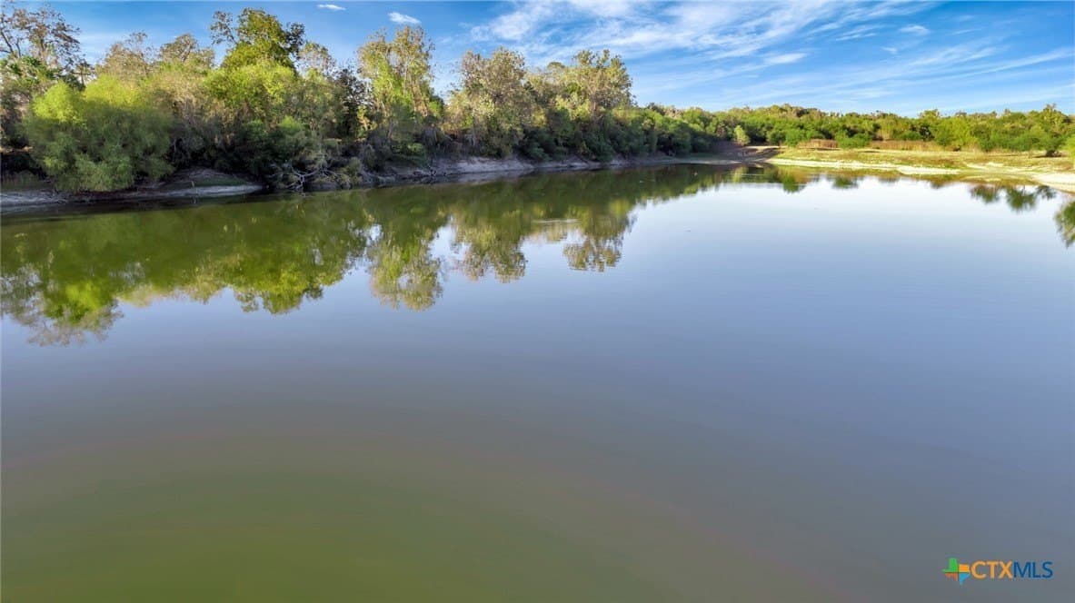 157.17 acres in Victoria County - photo 6