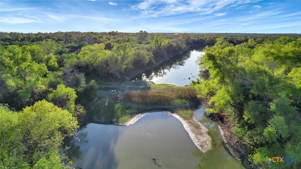 157.17 acres in Victoria County - photo 10