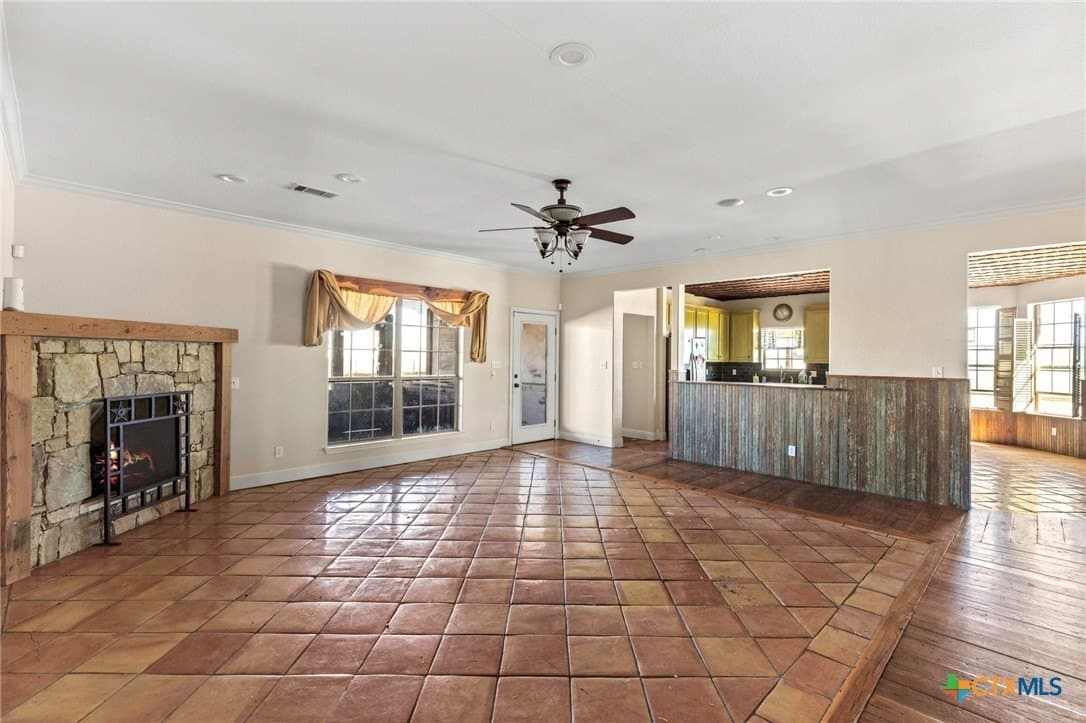 11.3 acres in Guadalupe County - photo 8