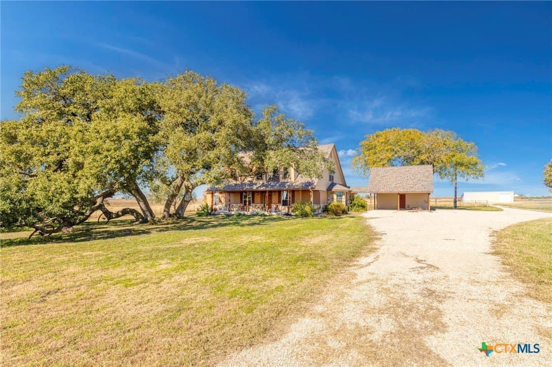 11.3 acres in Guadalupe County gallery image 3