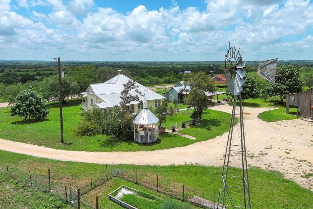 12 acres in Bexar County gallery image 2