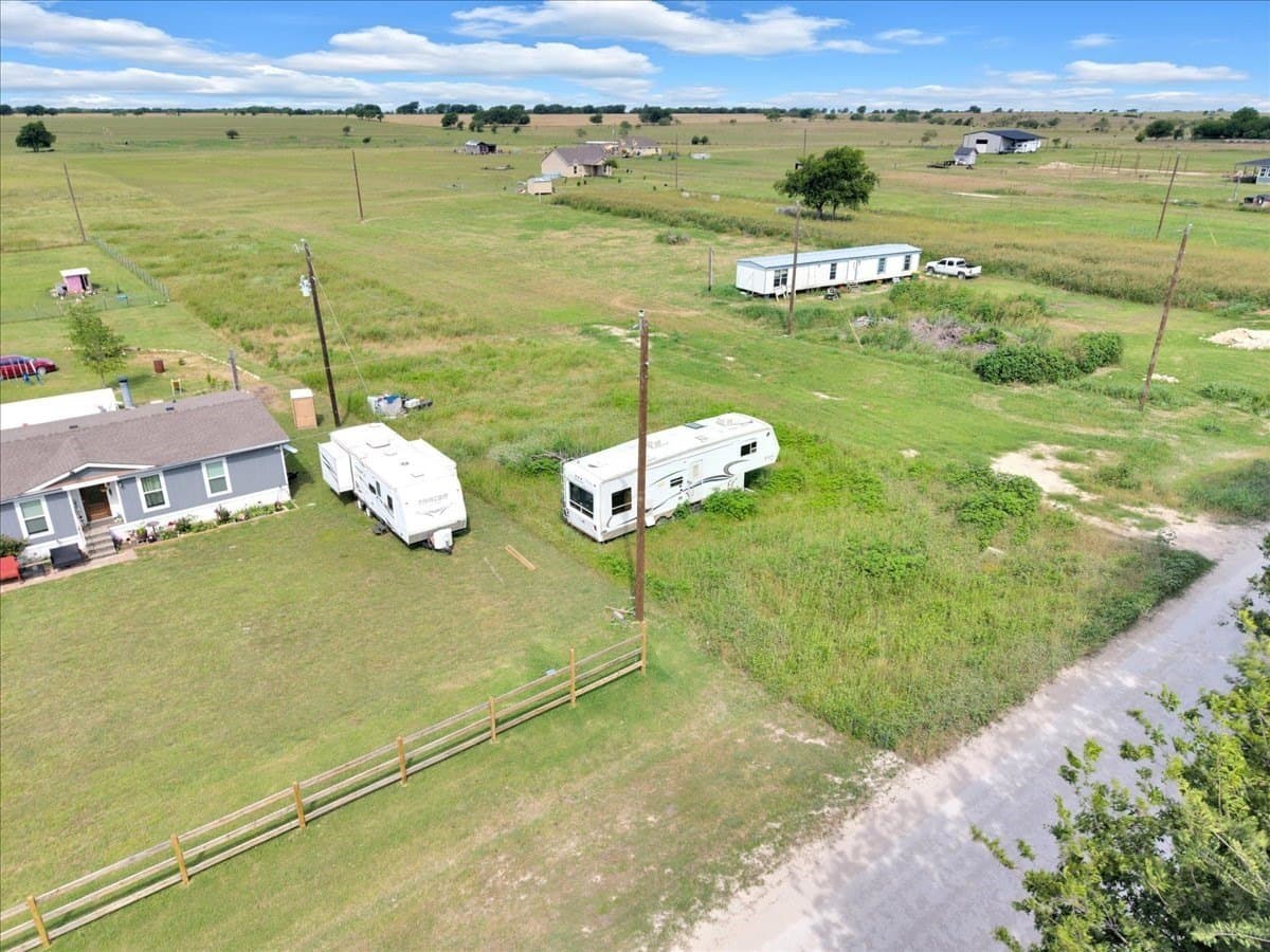 4 acres in Hill County - photo 5