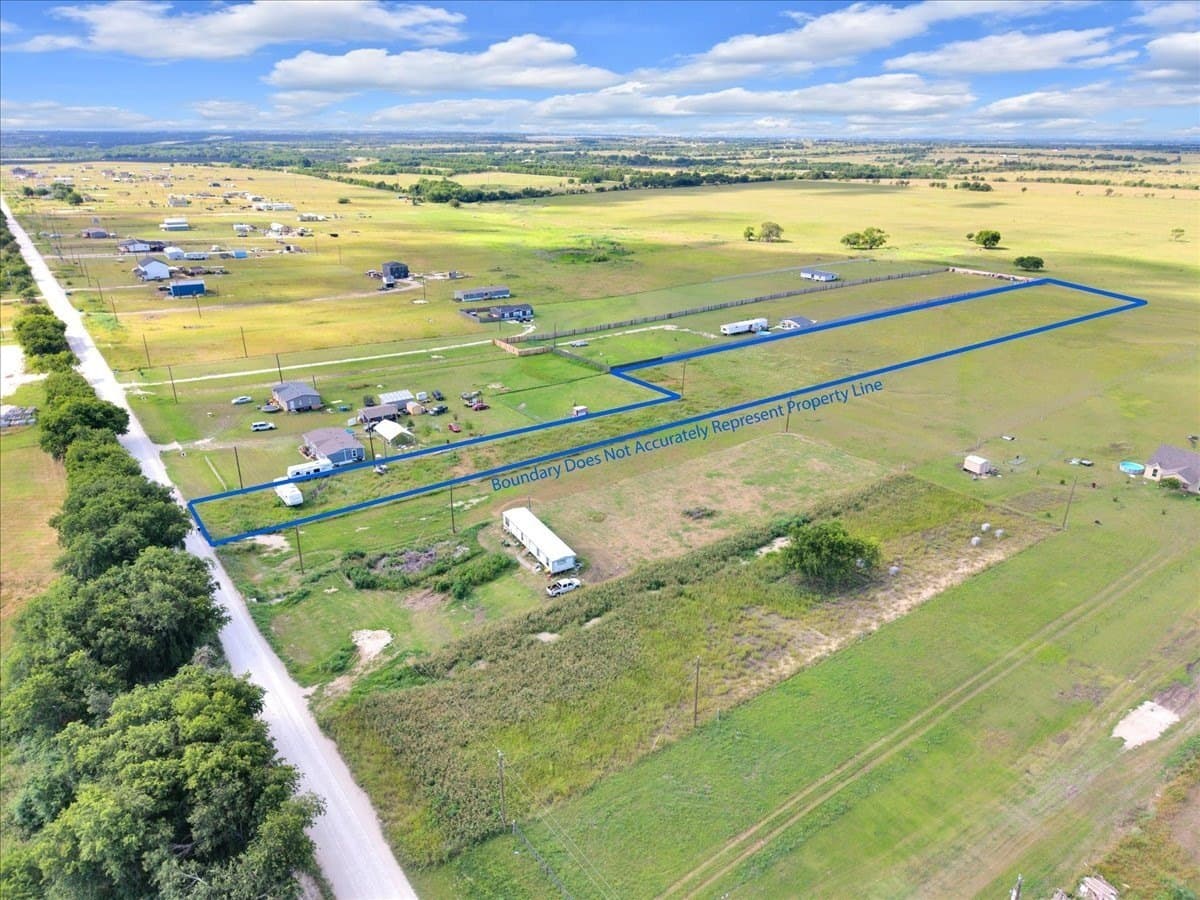 4 acres in Hill County - photo 8