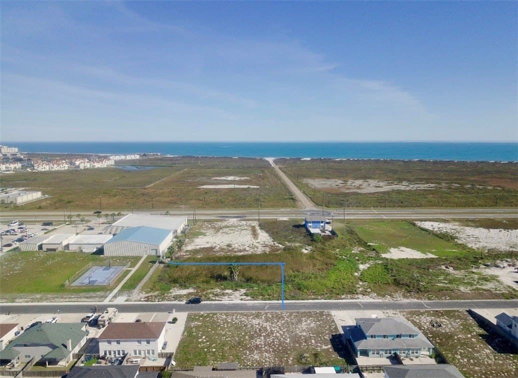 0.32 acres in Nueces County