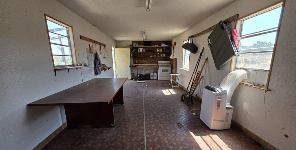 49.66 acres in Val Verde County gallery image 4