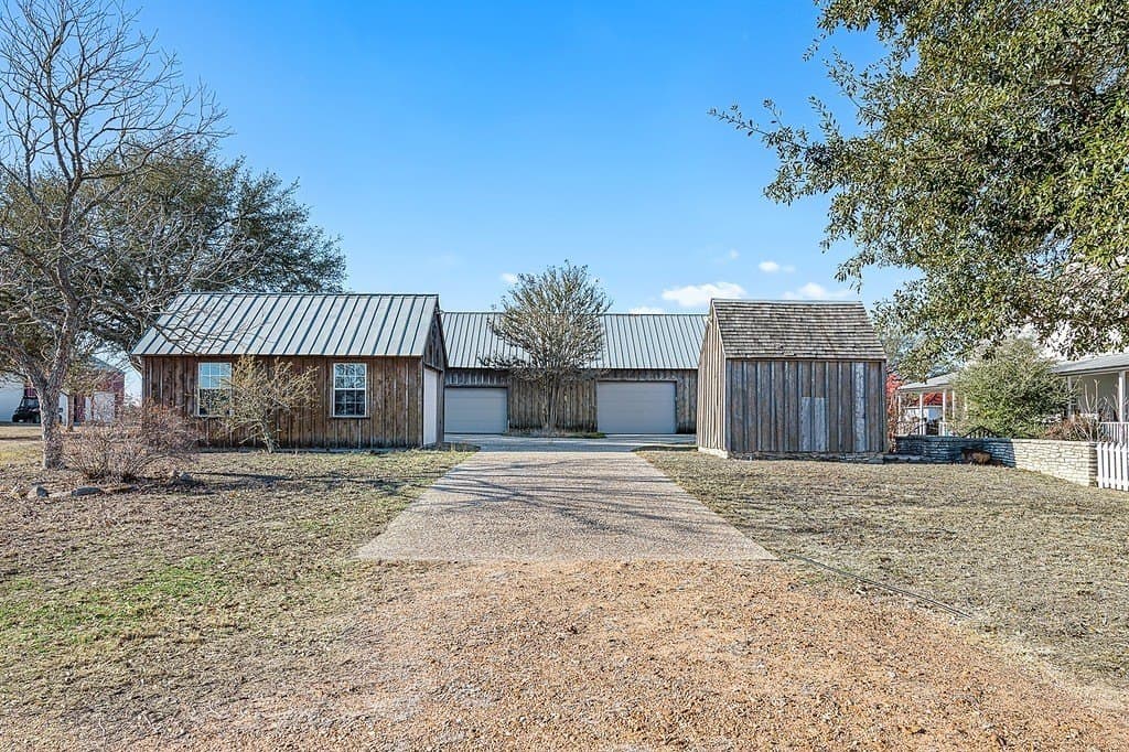 107.11 acres in Fayette County - photo 8