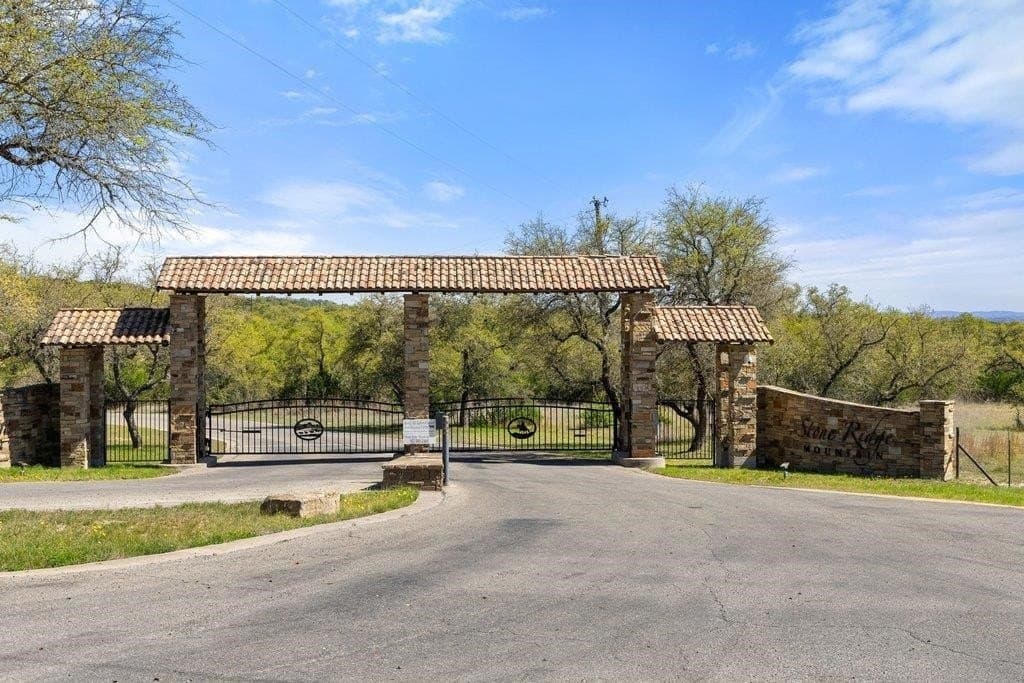 5 acres in Blanco County - photo 28