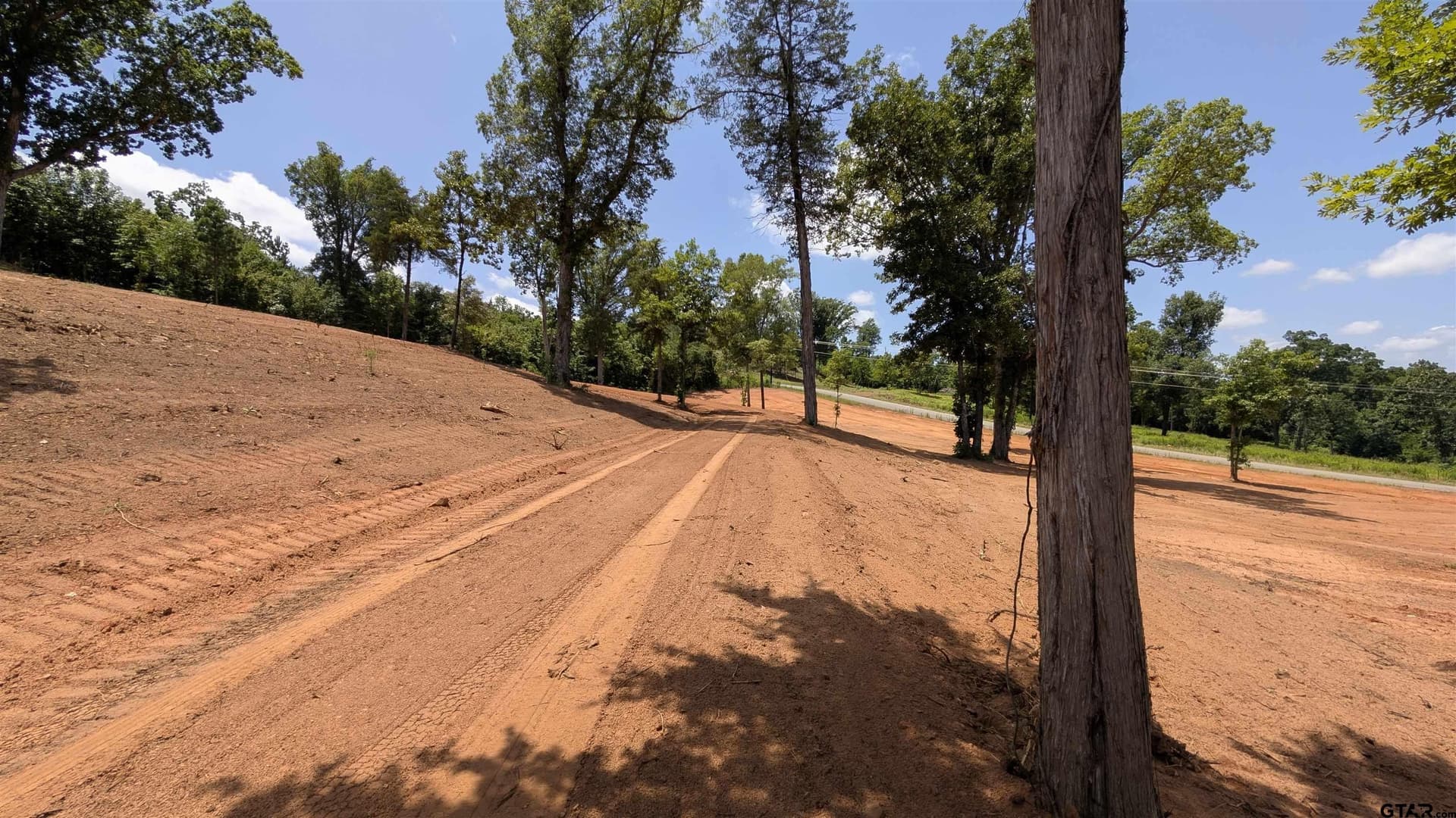 3.5 acres in Smith County gallery image 3