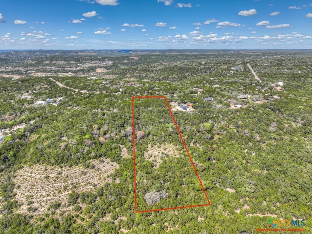 8.01 acres in Comal County - photo 3