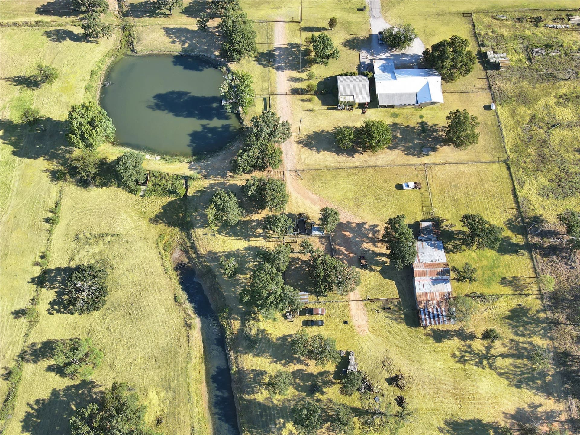 42.49 acres in Eastland County - photo 3