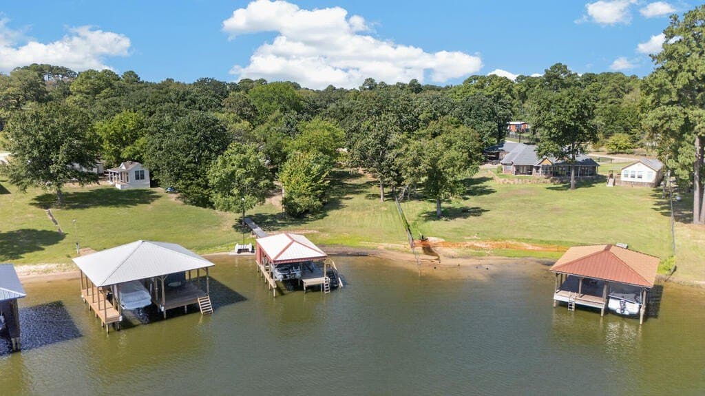 0.38 acres in SMITH County - photo 10