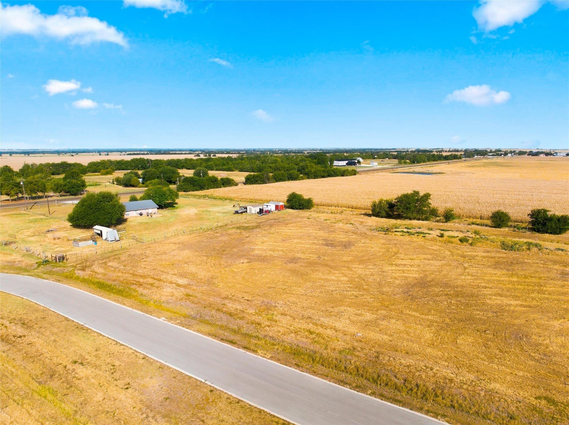 1.5 acres in Falls County - photo 4