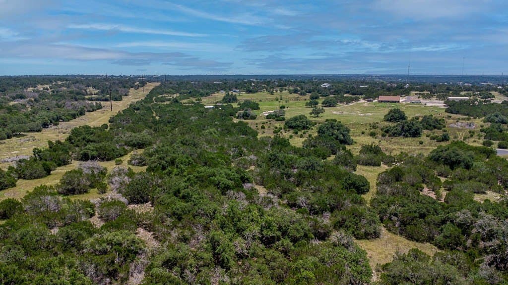 8.02 acres in Kerr County gallery image 3