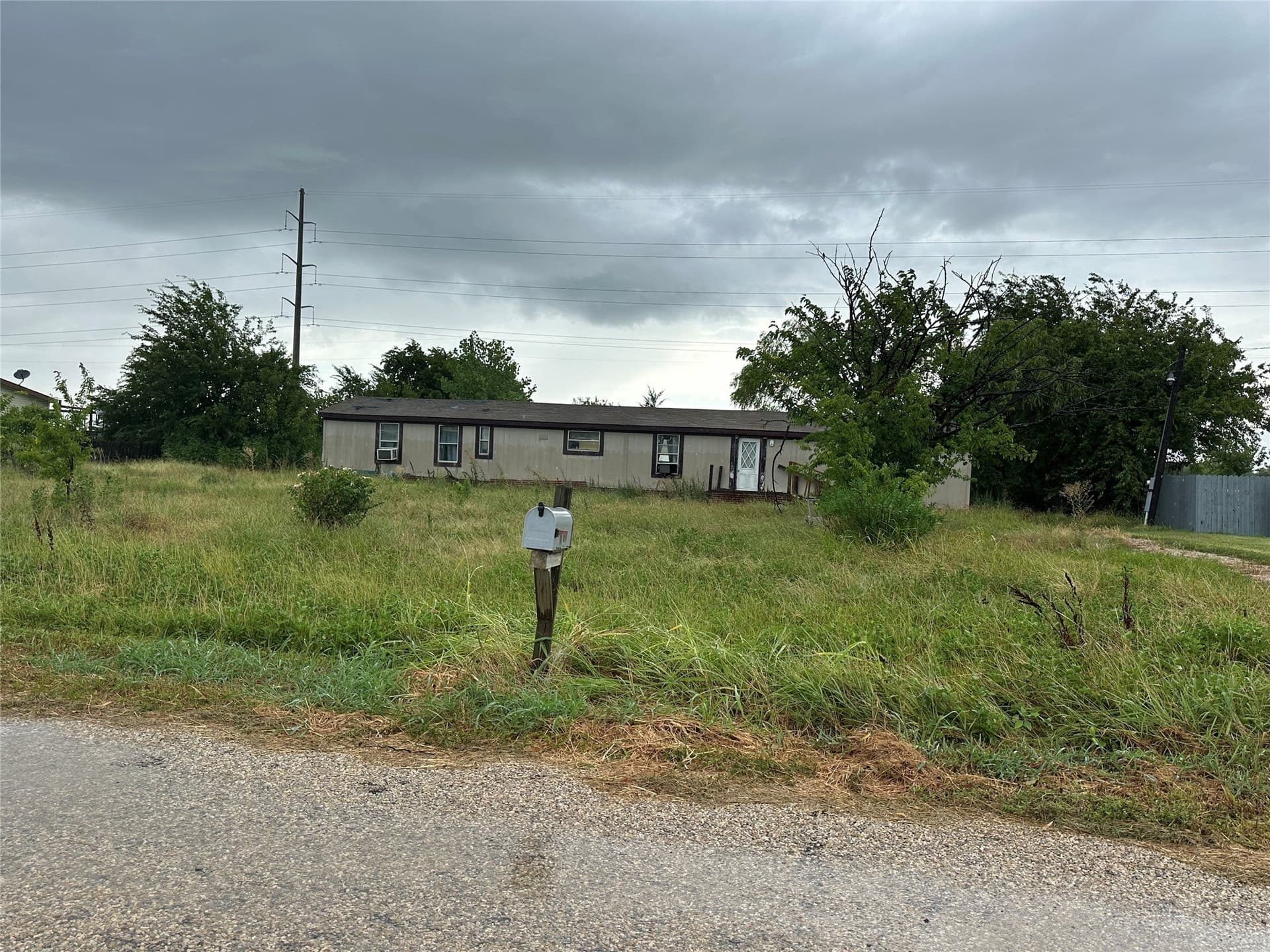 0.65 acres in Johnson County - photo 2