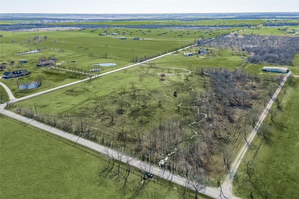 10.7 acres in Grayson County featured view