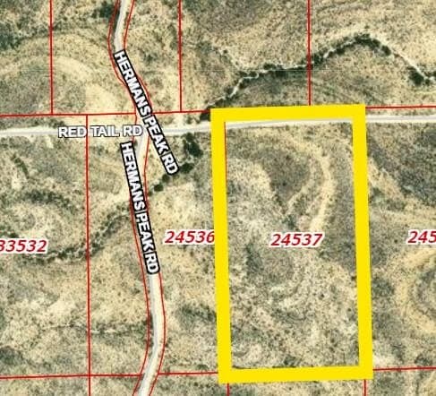 5 acres in Brewster County