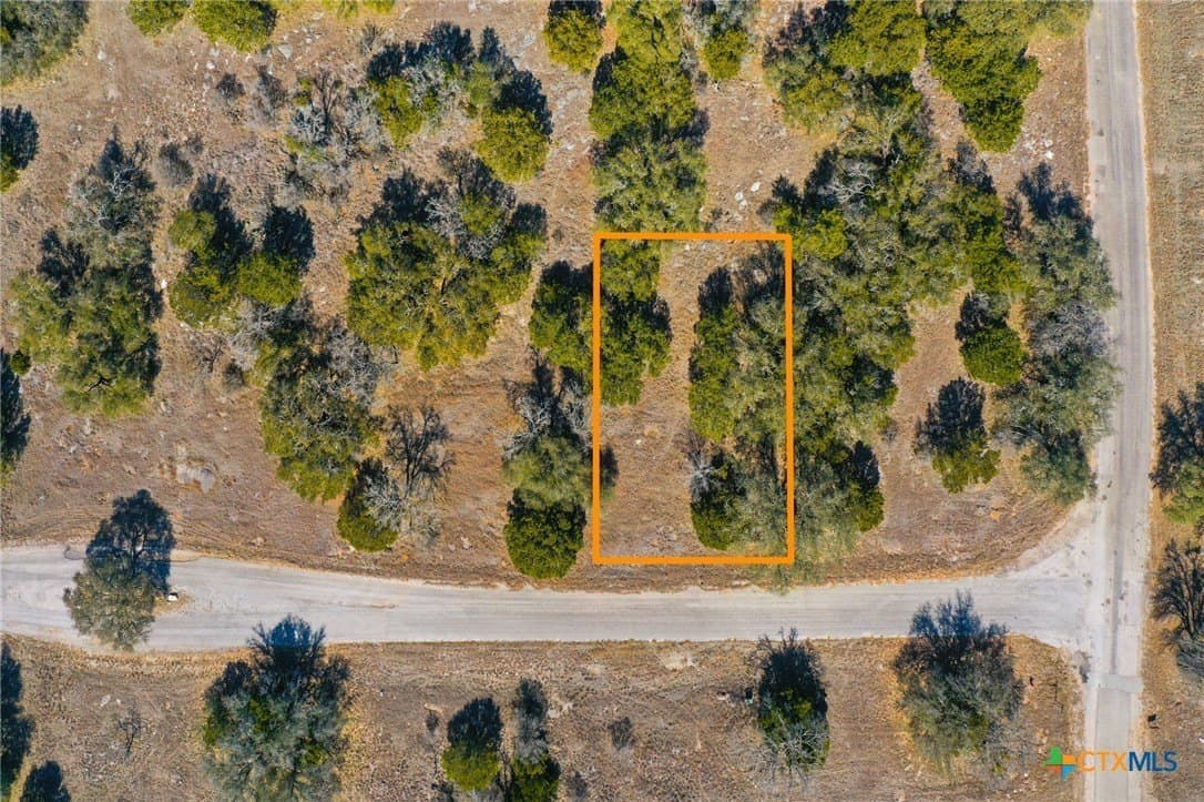 0.23 acres in Llano County gallery image 2