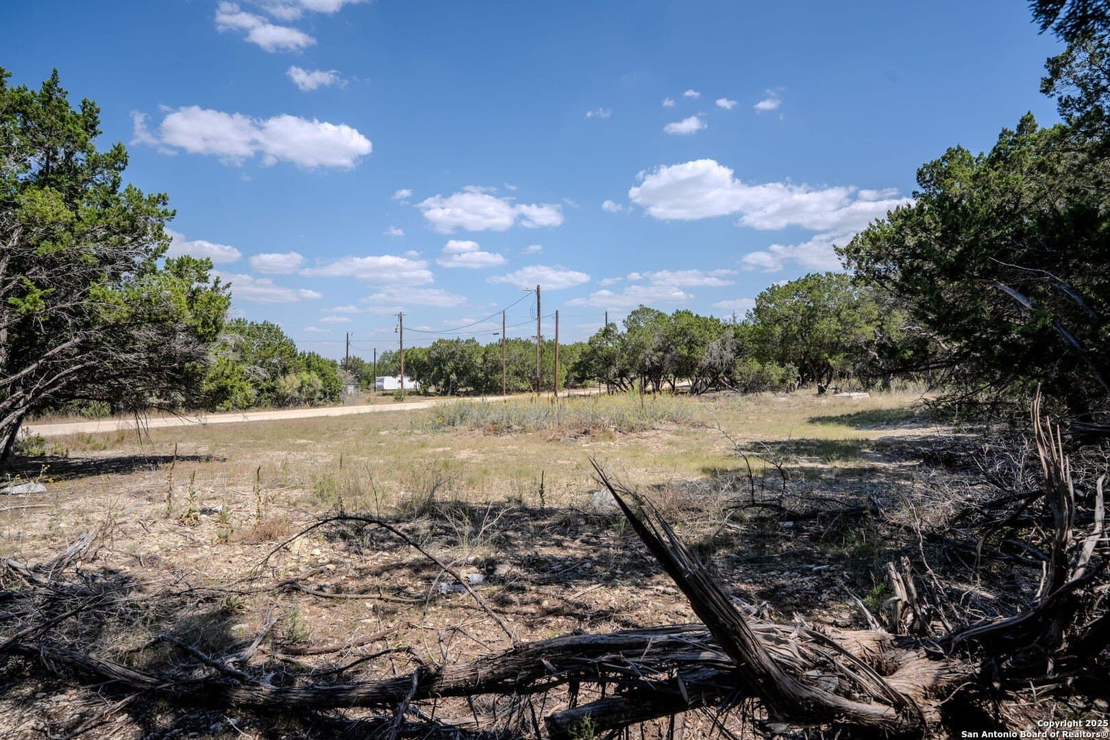 0.23 acres in Bandera County gallery image 2